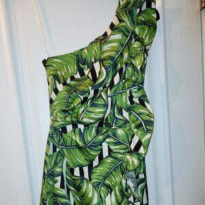 Women's Green and White Floral One Shoulder Summer Red Carter Dress - Size S